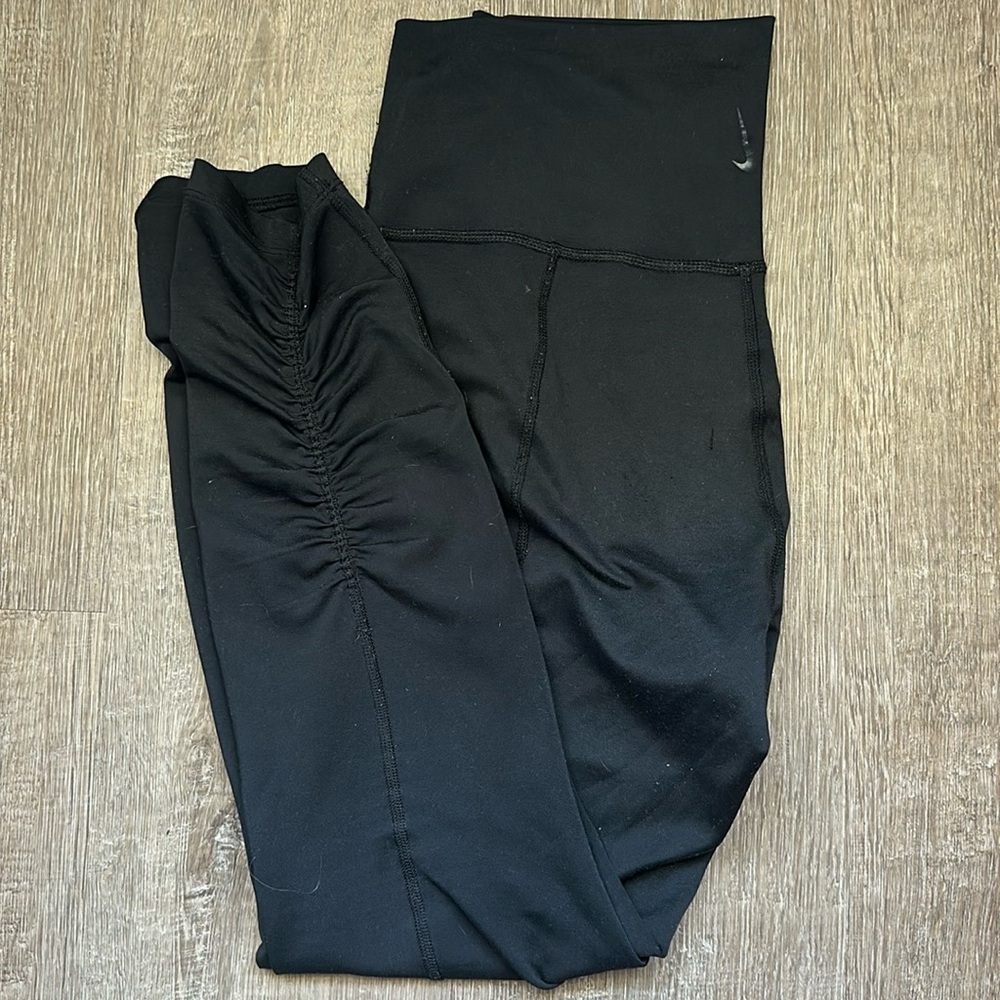 Women’s Nike Dri-Fit leggings - size large